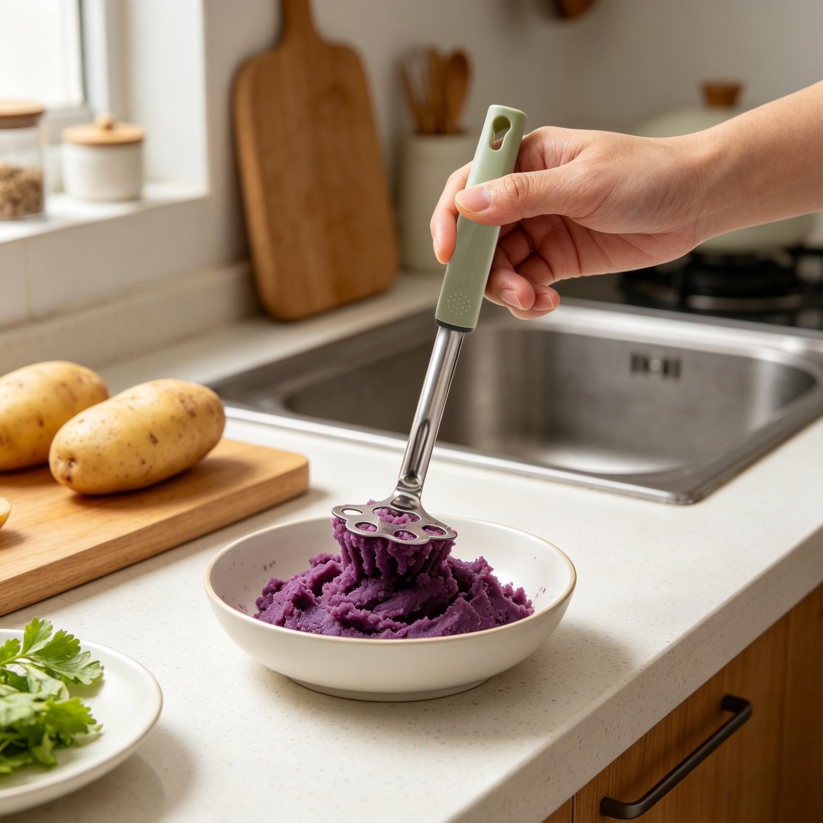 Tłuczek do ziemniaków w kształ – Home Cooking For Cats recenzja i cena